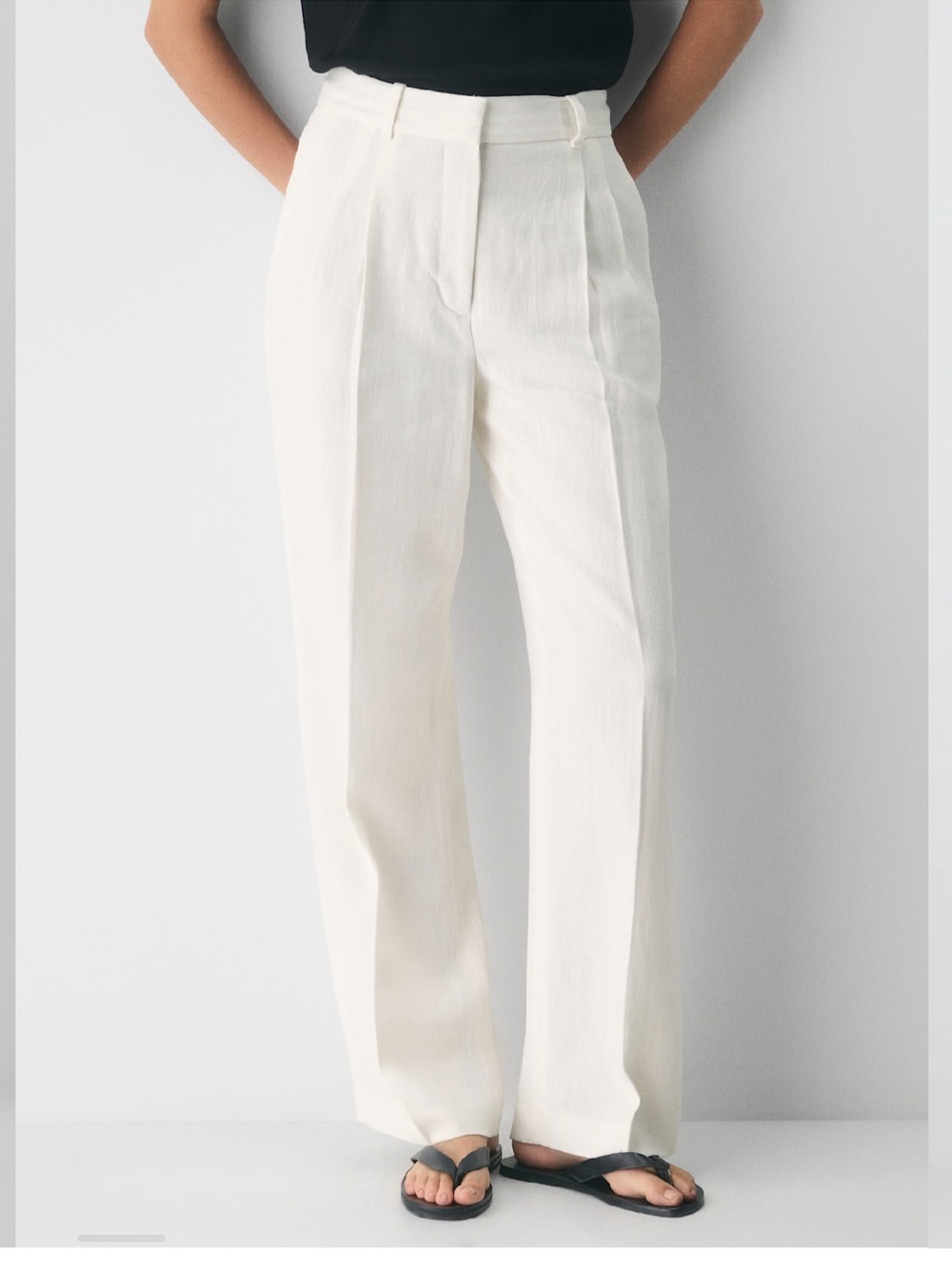 Aritzia Effortless Pant in light birch — PowerLinen™ straight leg